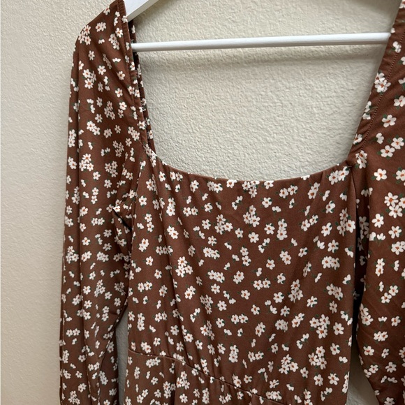 Carly Jean Los Angeles Floral Brown Midi Dress - Picture 5 of 5